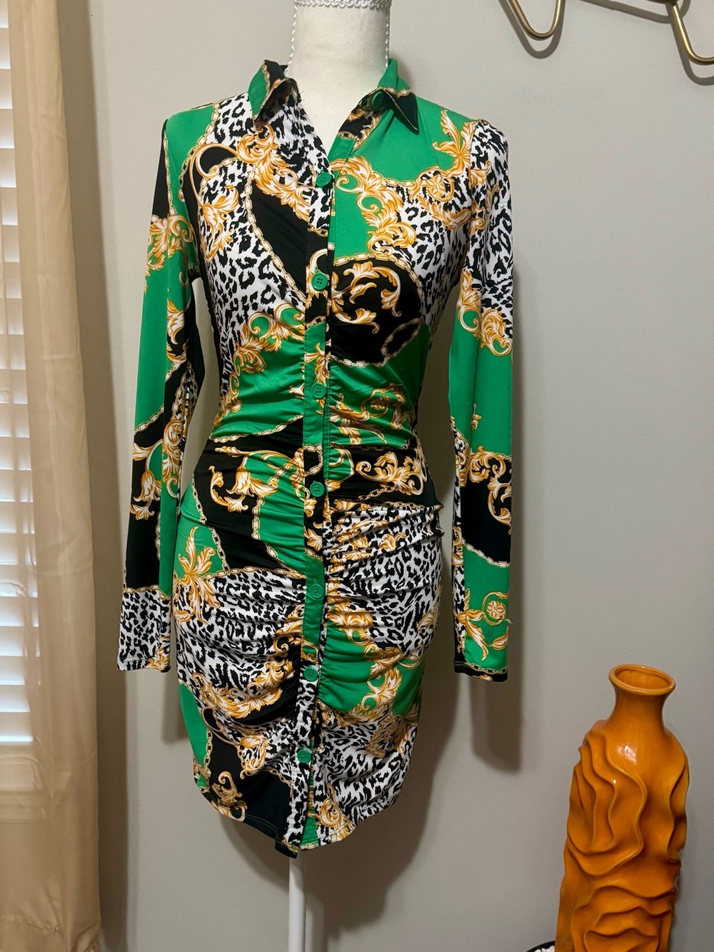 Absolutely Green Baroque Print Ruched Shirt Dress